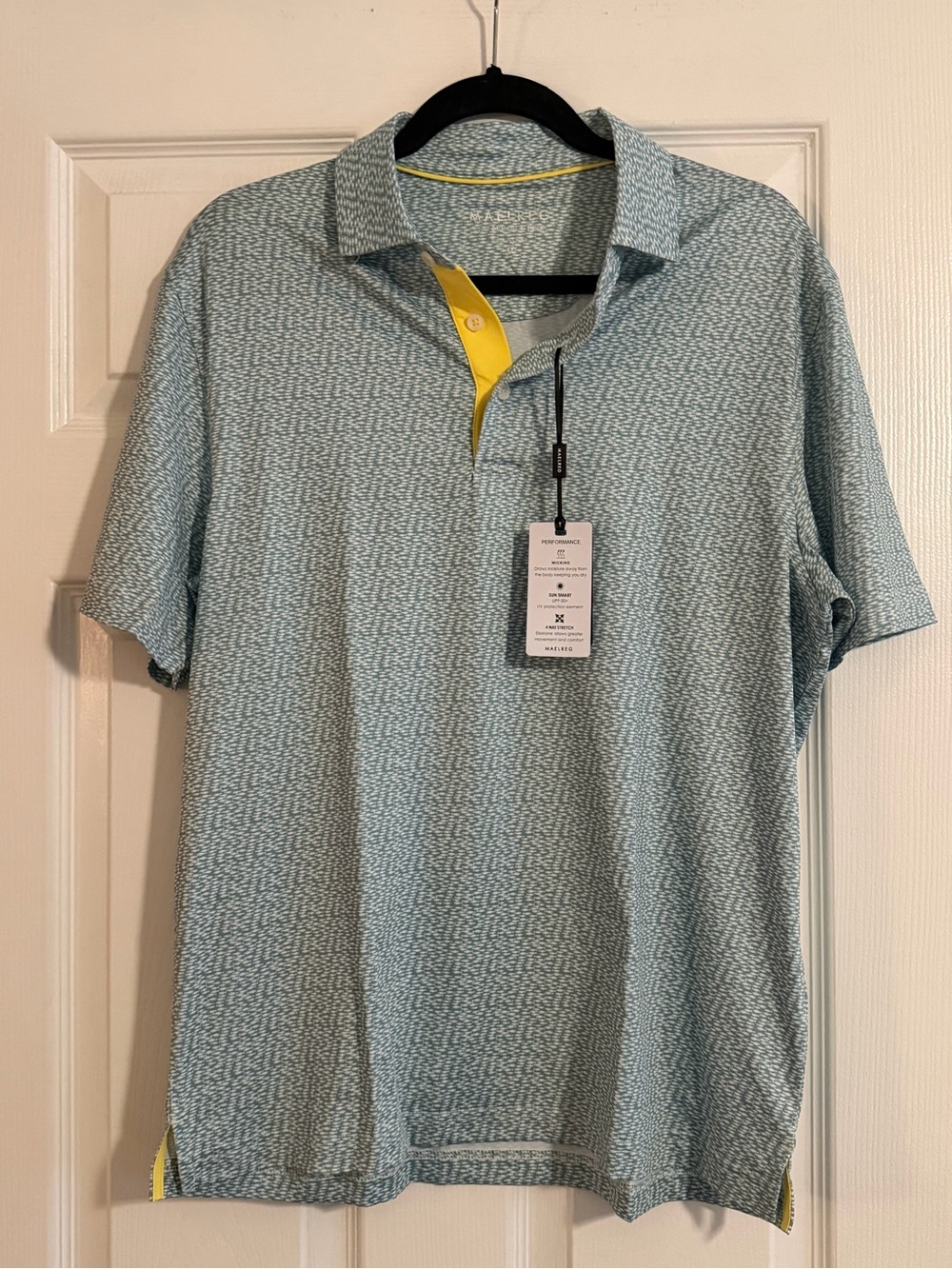 Maelreg Men's Light Green Fish Patterned Polo Shirt with Yellow Trim